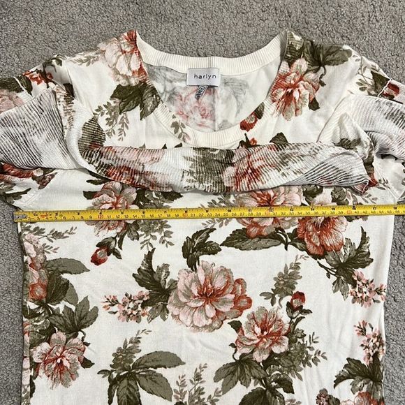 Anthropologie Harlyn Ritchie Floral Ruffle Sweater - Picture 15 of 16